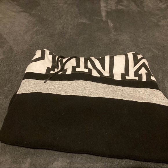 Victoria's Secret PINK White Fleece Hoodie - Picture 7 of 9